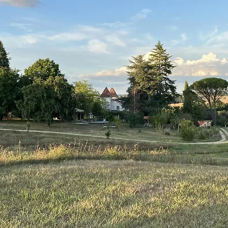 Maison d'hôtes Domaine Des Peyries - Et Table D'hôtes 3*
