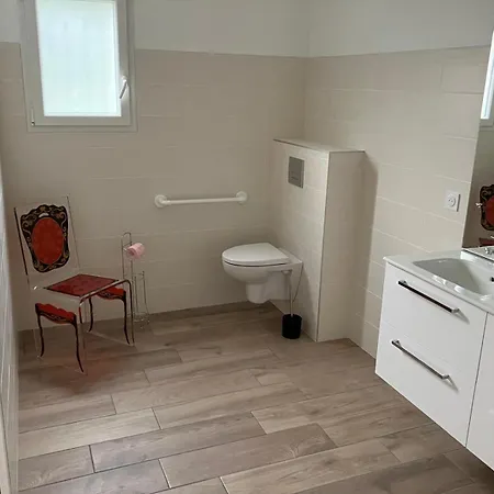 בית הארחה Domaine Des Peyries - Et Table D'hotes Saint-Barthelemy-d'Agenais