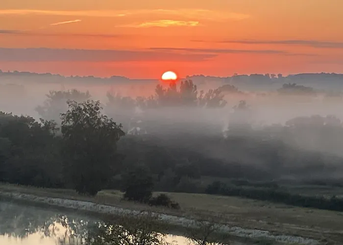 Maison d'hôtes Domaine Des Peyries - Et Table D'hôtes 3*